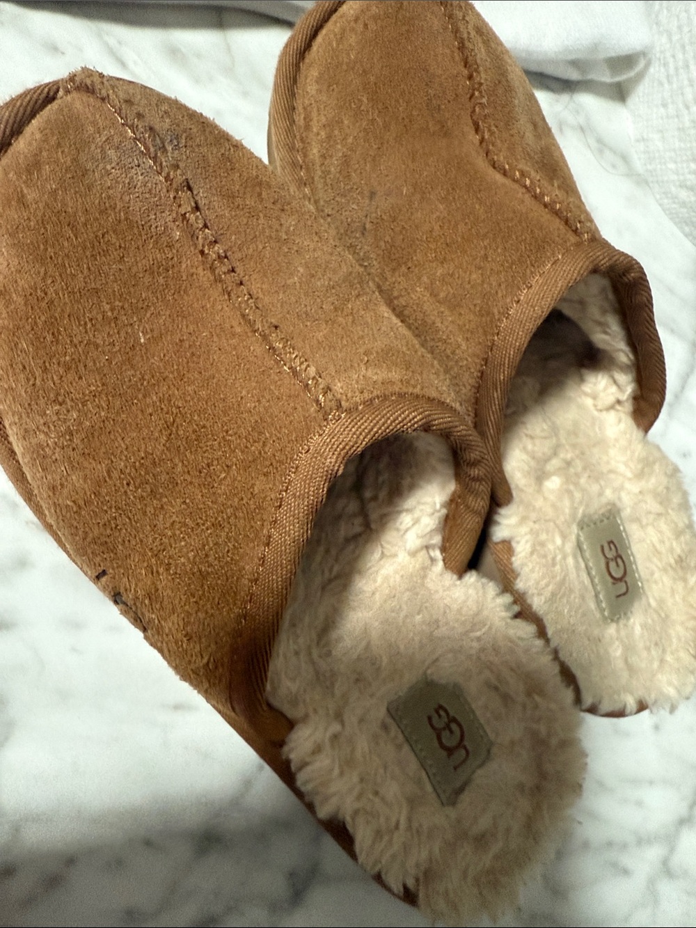 UGG Kids Chestnut Brown Shearling-Lined Slip-On Slippers